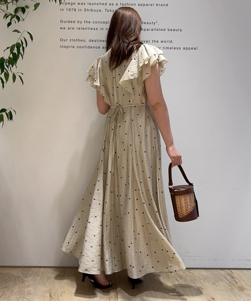 JUSGLITTY（ジャスグリッティー）の「フリルサマーワンピース（ワンピース・レディース・ライトブルー/ライトイエロー/ネイビー/ドット・0/1/2）」の9枚目の写真