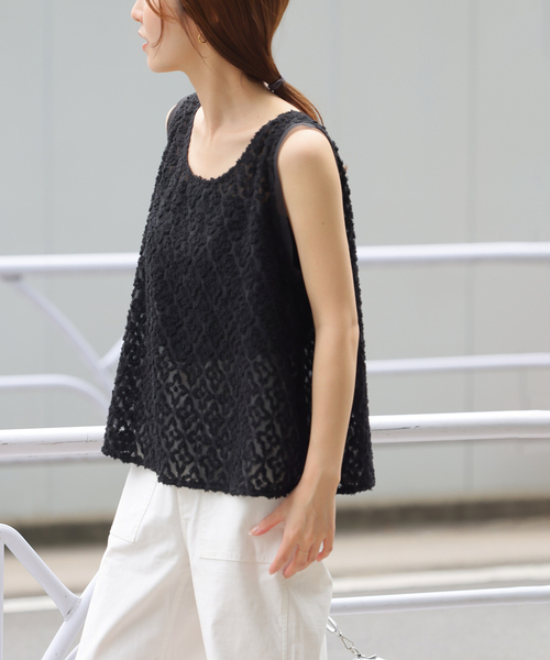 JOURNAL STANDARD relume（ジャーナルスタンダード　レリューム）の「［25AW新作］キカカットジャガードノースリーブプルオーバー（その他トップス・レディース・キャメル/ブラック・FREE）」の11枚目の写真
