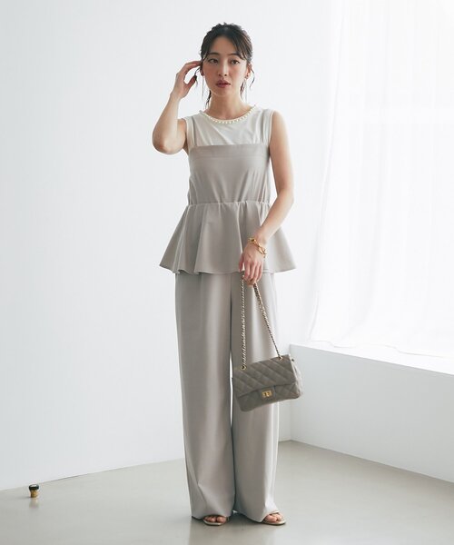La boutique BonBon(ラブティックボンボン)の「【新色追加!】ベアトップオールインワン(サロペット/オーバーオール・レディース・ネイビー/グレイッシュベージュ・36/38)」の6枚目の写真