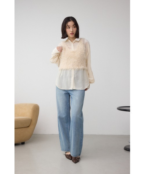 AZUL by moussy（アズールバイマウジー）の「バックオープンポンポンヤーンベスト（ベスト・レディース・グレー/ピンク/アイボリー・FREE）」の6枚目の写真