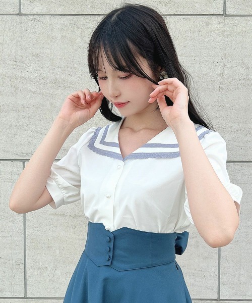 F i.n.t（フィント）の「レースライン使いセーラーブラウス 夏服