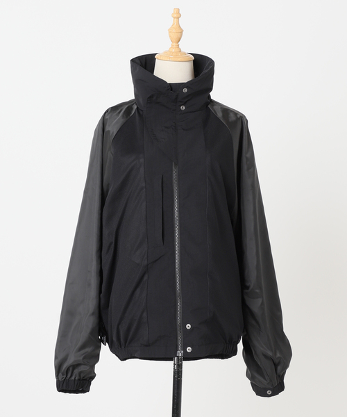 アスレチックブルゾン 撥水/ユニセックス着用可（マウンテンパーカー