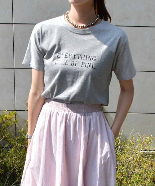 &soiree(アンドソワレ)の「【&soiree】フロントロゴプリントTシャツ(Tシャツ/カットソー・レディース・ピンク/グレー/イエロー・MEDIUM)」の20枚目の写真