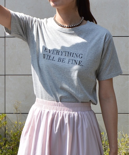 &soiree(アンドソワレ)の「【&soiree】フロントロゴプリントTシャツ(Tシャツ/カットソー・レディース・ピンク/グレー/イエロー・MEDIUM)」の6枚目の写真