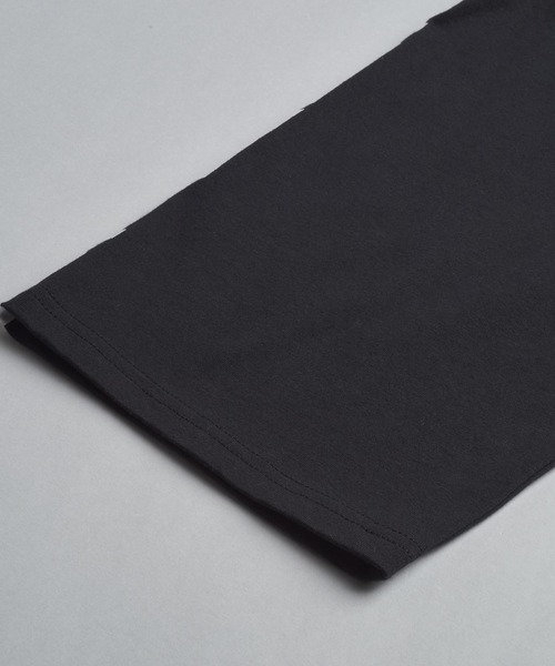 NO ID.（ノーアイディ）の「【NO ID.】Mole Sprint 3/4 Sleeve Big Pullover / モールス プリント 7分袖 ビッグ プルオーバー（Tシャツ/カットソー・メンズ・ホワイト/ブラック/グレー・ONE SIZE）」の7枚目の写真