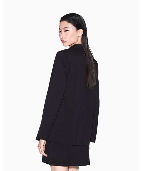 ARMANI EXCHANGE（アルマーニエクスチェンジ）の「【A|X アルマーニ エクスチェンジ】ビスコースウール シングルブレストジャケット（テーラードジャケット・レディース・ブラック・2/4/6）」の2枚目の写真