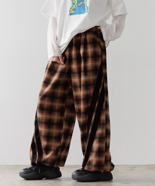PBLIM(ページボーイリム)の「《UNISEX》チェックラインパンツ(スラックス・レディース・ブラウン/ブラック・MEDIUM/LARGE)」の17枚目の写真