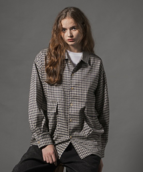CIVVY.（シヴィ―）の「Double Pocket Long Sleeve Check Shirt - ダブルポケット長袖チェックシャツ -（シャツ/ブラウス・メンズ・ブラウン/ブルー・LARGE/MEDIUM）」の9枚目の写真