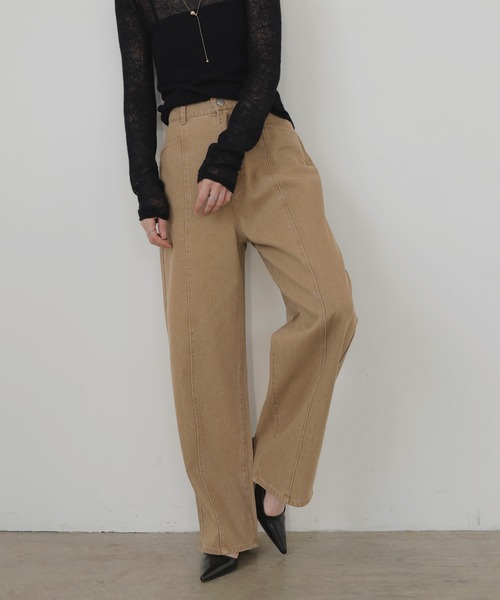 LIAN（リアン）の「センターラインストレートデニムパンツ（デニムパンツ・レディース・グレー/ブルー/ベージュ/インディゴブルー・SMALL/MEDIUM）」の5枚目の写真