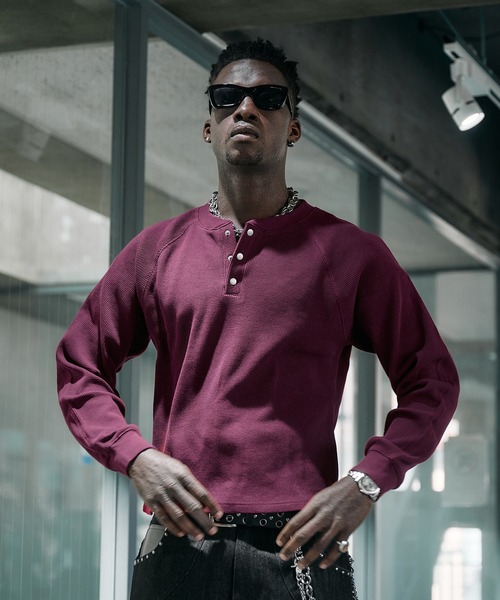 ANDER HUNK(アンダーハンク)の「Metal Henry neck Thermal / メタルヘンリーネックサーマル(Tシャツ/カットソー・メンズ・ブラウン/レッド系その他/グレー/ブラック/その他/パープル/グレー系その他・LARGE/MEDIUM/SMALL)」の5枚目の写真