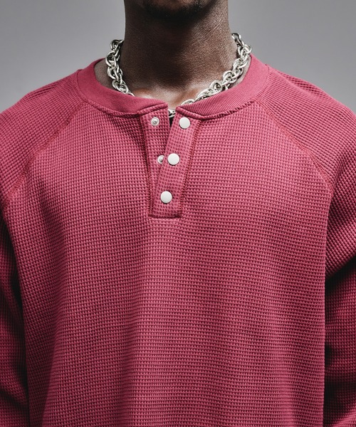 ANDER HUNK(アンダーハンク)の「Metal Henry neck Thermal / メタルヘンリーネックサーマル(Tシャツ/カットソー・メンズ・ブラウン/レッド系その他/グレー/ブラック/その他/パープル/グレー系その他・LARGE/MEDIUM/SMALL)」の9枚目の写真