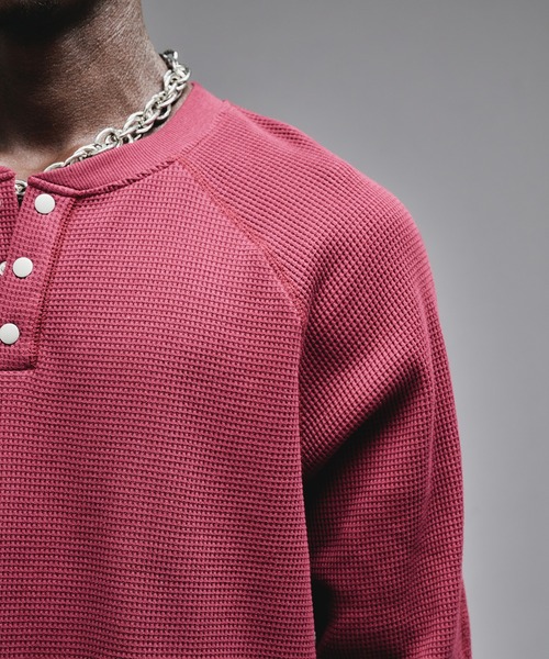 ANDER HUNK(アンダーハンク)の「Metal Henry neck Thermal / メタルヘンリーネックサーマル(Tシャツ/カットソー・メンズ・ブラウン/レッド系その他/グレー/ブラック/その他/パープル/グレー系その他・LARGE/MEDIUM/SMALL)」の12枚目の写真