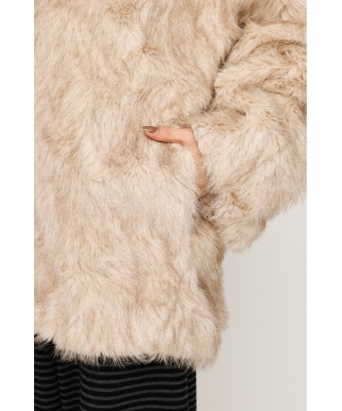 SLY（スライ）の「BIG COLLAR FUR COAT ビッグカラー ファーコート 秋服 冬服（ブルゾン・レディース・ブラウン/アイボリー/マルチ・FREE）」の14枚目の写真