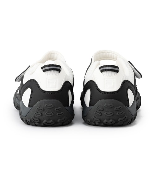 FILA(フィラ)の「FILA ECHAPPE VC v2 / フィラ エシャッペ VC v2 / カジュアルスニーカー(スニーカー・レディース・ブラック・23.5cm/23.0cm/24.0cm/24.5㎝/25.0cm/25.5cm/26.0cm)」の4枚目の写真