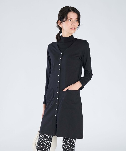 agnes b.(アニエスベー)の「コットン Vネック カーディガンプレッション ワンピース(ワンピース・レディース・ネイビー・3/2)」の2枚目の写真