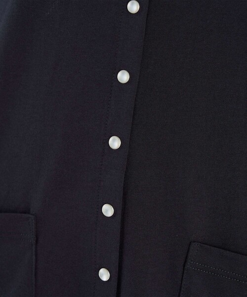 agnes b.(アニエスベー)の「コットン Vネック カーディガンプレッション ワンピース(ワンピース・レディース・ネイビー・3/2)」の6枚目の写真