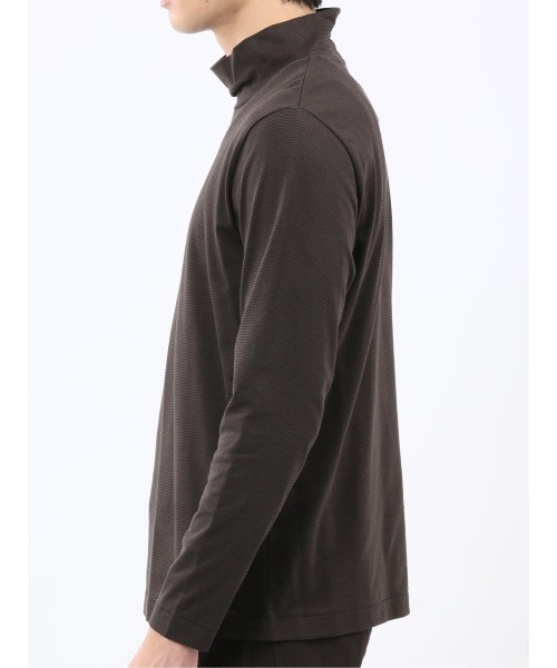 TAKA-Q(タカキュー)の「【ストレッチ シルケットコットン】m.f.エディトリアル メンズ ハイネック 長袖Tシャツ(Tシャツ/カットソー・メンズ・ホワイト×ブラック/ブラウン・MEDIUM/X-LARGE/LARGE)」の16枚目の写真