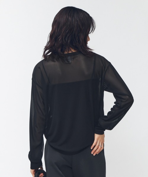 PUMA(プーマ)の「プーマ AUTUMN メッシュ LS Tシャツ(Tシャツ/カットソー・レディース・ブラック/ライトベージュ/ライラック/グリーン・L/S/M/XL)」の11枚目の写真