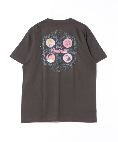 Disney(ディズニー)の「【 Disney NOSTALGICA 】 ノスタルジカ 両面プリントTシャツB 25S8(Tシャツ/カットソー・レディース・ミント/ダークブルー/ライトパープル/ブルーパープル/ライトグレー/ライトピンク/ブラック系その他2/スカイブルー/クリアグリーン/ブラック系その他・FREE)」の21枚目の写真