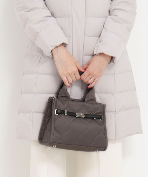 MICO COULIER(ミコクリエ)の「ラインテープ2WAYミニトートバッグ(トートバッグ・レディース・ベージュ/チャコールグレー・FREE)」の13枚目の写真