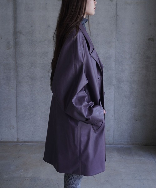 LOW CLASSIC（ロウ　クラシック）の「TEXTURED LEATHER HALF COAT（その他アウター・レディース・パープル・S）」の12枚目の写真