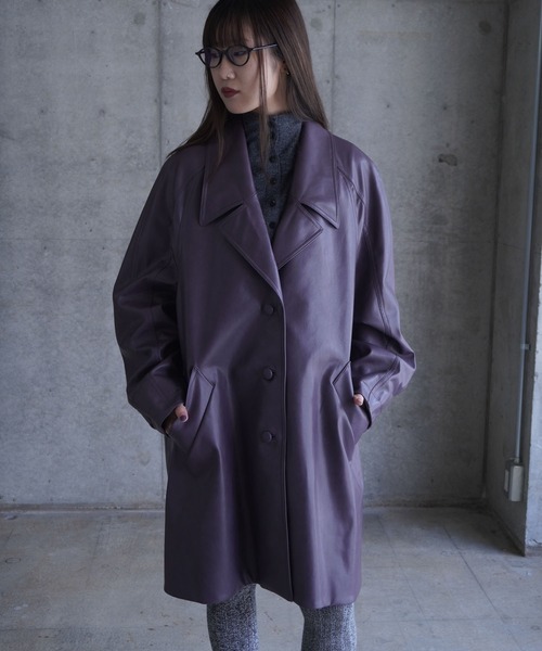 LOW CLASSIC（ロウ　クラシック）の「TEXTURED LEATHER HALF COAT（その他アウター・レディース・パープル・S）」の11枚目の写真