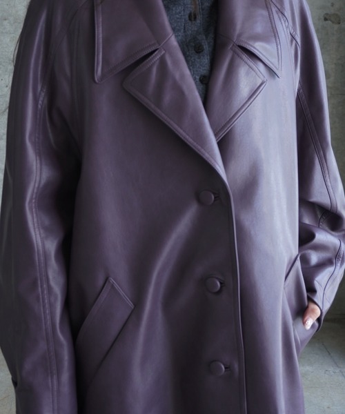 LOW CLASSIC（ロウ　クラシック）の「TEXTURED LEATHER HALF COAT（その他アウター・レディース・パープル・S）」の19枚目の写真