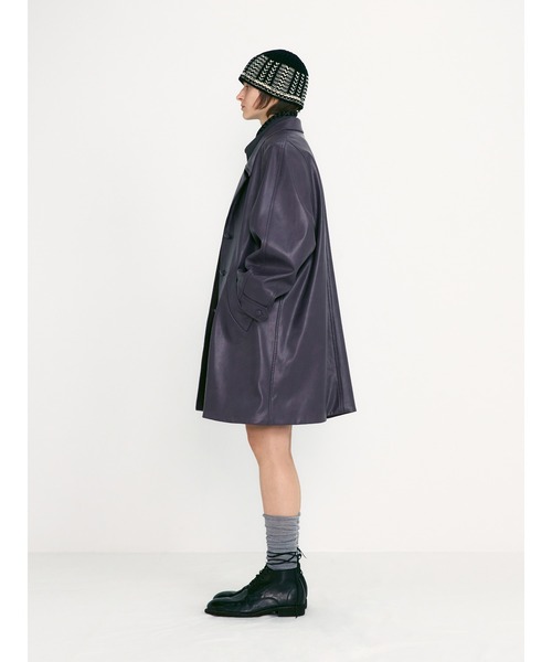 LOW CLASSIC（ロウ　クラシック）の「TEXTURED LEATHER HALF COAT（その他アウター・レディース・パープル・S）」の5枚目の写真