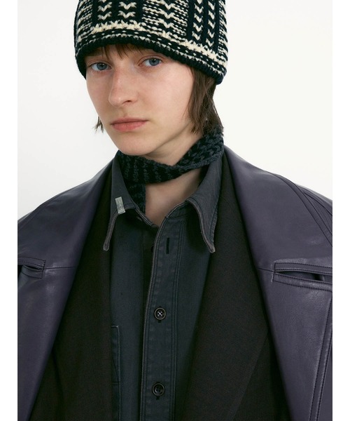 LOW CLASSIC（ロウ　クラシック）の「TEXTURED LEATHER HALF COAT（その他アウター・レディース・パープル・S）」の7枚目の写真