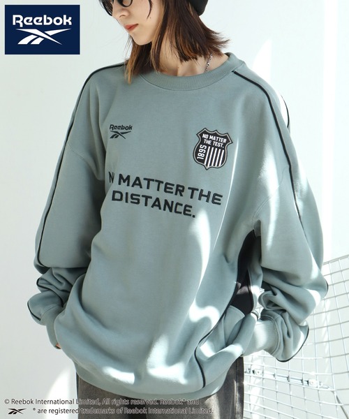 Reebok（リーボック）の「【Reebok/リーボック】裏毛 パイピングデザイン エンブレム グラフィック クルーネックスウェット（スウェット・メンズ・グリーン系/ブラック/ダークパープル/アッシュグレー・M/L/LL）」の4枚目の写真