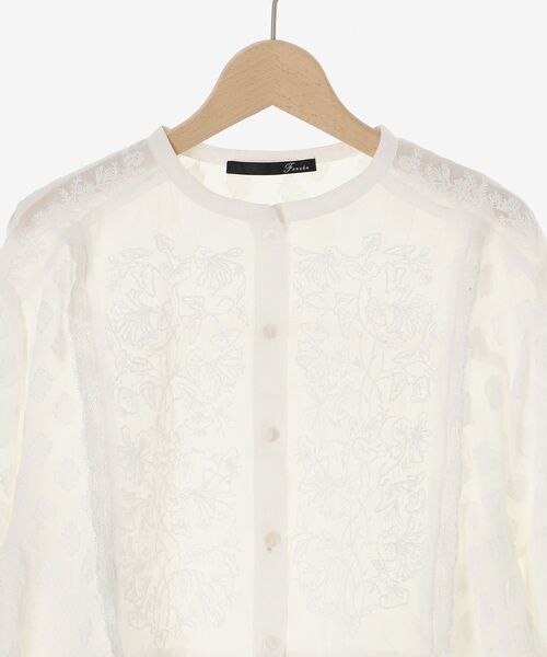 le.coeur blanc（ルクールブラン）の「《手洗い可能》Fanakaミックス刺しゅうレースブラウス（シャツ/ブラウス・レディース・オフホワイト・38）」の10枚目の写真