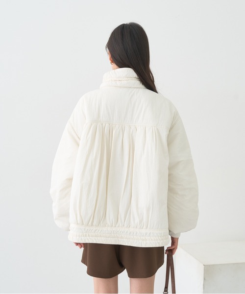 earth music&ecology（アースミュージックアンドエコロジー）の「【2025AW】モンスターコート（ダウンジャケット/コート・レディース・アイボリー/ブラック/ライトベージュ・FREE）」の16枚目の写真