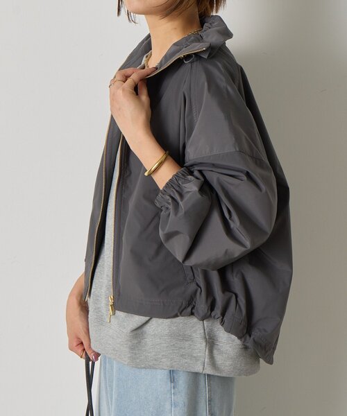 Jena espace merveilleux（ジェナ　エスパスメルヴェイユ）の「スタンドネックタフタジャケット（その他アウター・レディース・チャコールグレー/ベージュ・FREE）」の6枚目の写真