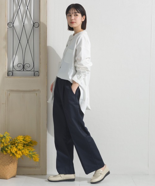 OMNES(オムネス)の「テックコットンバンドカラー長袖シャツ(シャツ/ブラウス・レディース・ホワイト/ブラック/ベージュ/イエロー/グリーン/ネイビー系/ブルー系その他・FREE)」の20枚目の写真