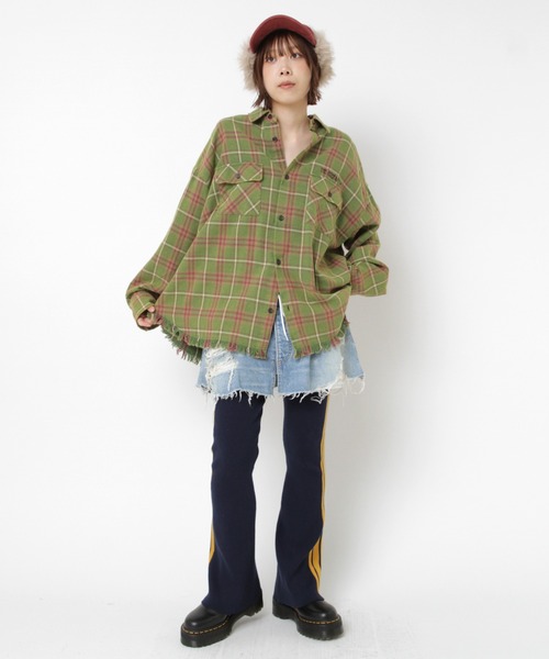 RNA(アールエヌエー)の「G1098 ダメージラップミニスカート(デニムスカート・レディース・ライトインディゴブルー・MEDIUM)」の14枚目の写真