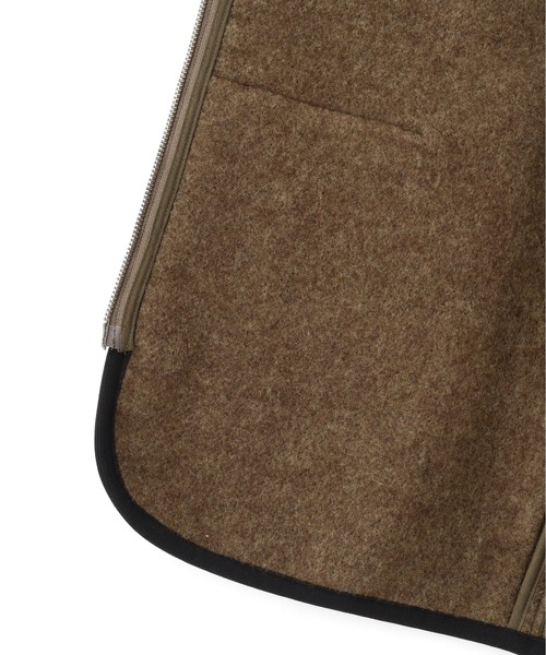 MHL.（エムエイチエル）の「SOFT WOOL FLEECE（ブルゾン・レディース・ブラック/カーキ・2/1）」の5枚目の写真