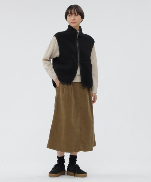 MHL.（エムエイチエル）の「SOFT WOOL FLEECE（ブルゾン・レディース・ブラック/カーキ・2/1）」の11枚目の写真