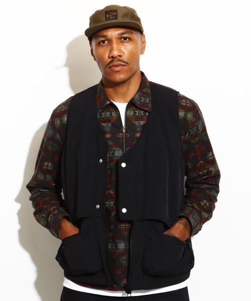 ROTAR(ローター)の「Native Stripe Half zip Work shirt(シャツ/ブラウス・メンズ・ブラック/グリーン・MEDIUM/LARGE/X-LARGE)」の7枚目の写真