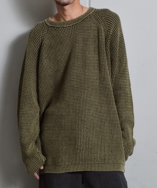 DOUBLE STEAL（ダブルスティール）の「ストーンウォッシュラグランコットンニット（ニット/セーター・メンズ・カーキ/ネイビー・MEDIUM/LARGE）」の2枚目の写真