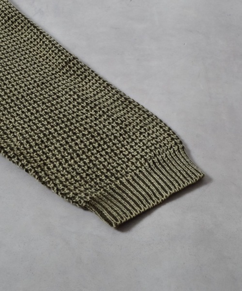 DOUBLE STEAL（ダブルスティール）の「ストーンウォッシュラグランコットンニット（ニット/セーター・メンズ・カーキ/ネイビー・MEDIUM/LARGE）」の5枚目の写真