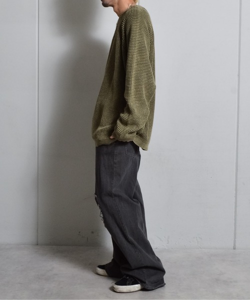 DOUBLE STEAL（ダブルスティール）の「ストーンウォッシュラグランコットンニット（ニット/セーター・メンズ・カーキ/ネイビー・MEDIUM/LARGE）」の15枚目の写真