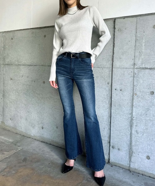 EGOIST(エゴイスト)の「ラメボトルネックニットトップス(ニット/セーター・レディース・ブラック/アイボリー/グレイッシュベージュ・FREE)」の8枚目の写真