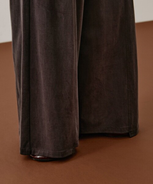 UNITED TOKYO（ユナイテッドトウキョウ）の「キュプラジャージーワイドパンツ｜ウォッシャブル/セットアップ/細見え/秋服/冬服（その他パンツ・レディース・グレー/ブラウン・1/2）」の10枚目の写真