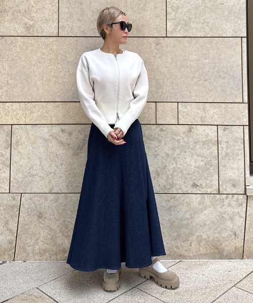 JENNE(ジェンヌ)の「デニムロングスカート(スカート・レディース・ブルー系・SMALL/MEDIUM/LARGE)」の5枚目の写真