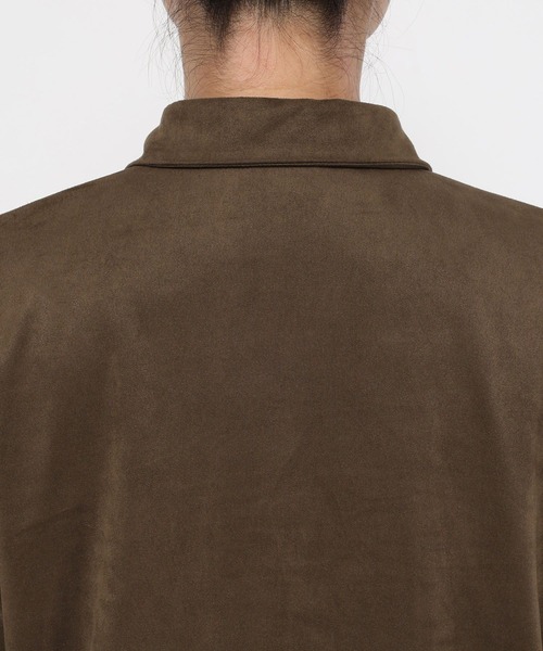 HARE（ハレ）の「コンパクトスウェードシャツ(HARE)（シャツ/ブラウス・レディース・ブラック/ブラウン・FREE）」の5枚目の写真