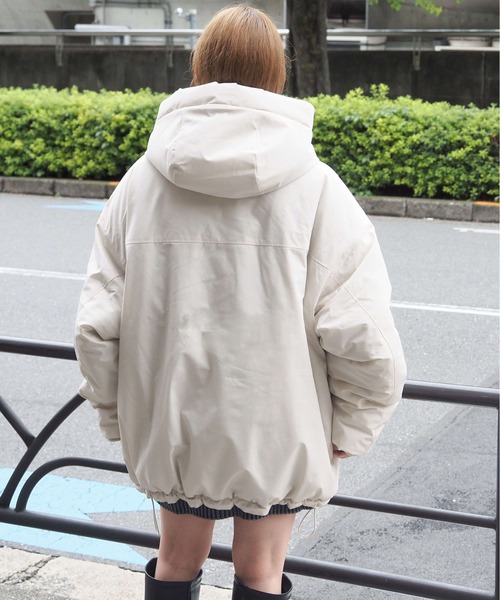 tiptop（ティップトップ）の「【ZOZO限定アイテム】中綿モンスターフードブルゾン（ブルゾン・レディース・ブラック/アイボリー・FREE）」の14枚目の写真