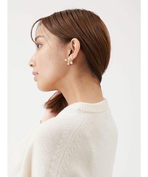Mila Owen(ミラオーウェン)の「モチーフパールストーンピアス(ピアス(両耳用)・レディース・ゴールド/シルバー・F)」の11枚目の写真