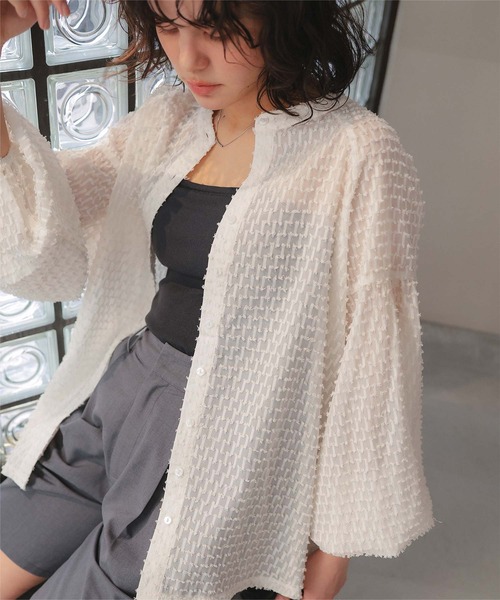 titivate(ティティベイト)の「シアージャガードボリュームブラウス(シャツ/ブラウス・レディース・ブラック/オレンジ/アイボリー・L/S/M)」の13枚目の写真