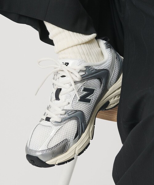 NEW BALANCE（ニューバランス）の「＜New Balance＞U530 NEW/スニーカー（スニーカー・レディース・シルバー/ナチュラル・22.5cm/23cm/23.5cm/24cm/24.5cm/25cm）」の5枚目の写真