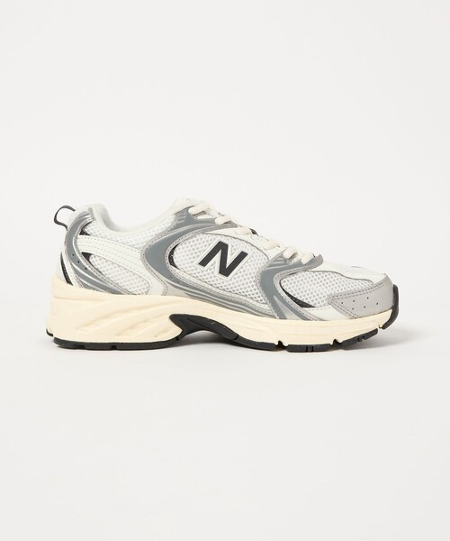 NEW BALANCE（ニューバランス）の「＜New Balance＞U530 NEW/スニーカー（スニーカー・レディース・シルバー/ナチュラル・22.5cm/23cm/23.5cm/24cm/24.5cm/25cm）」の19枚目の写真